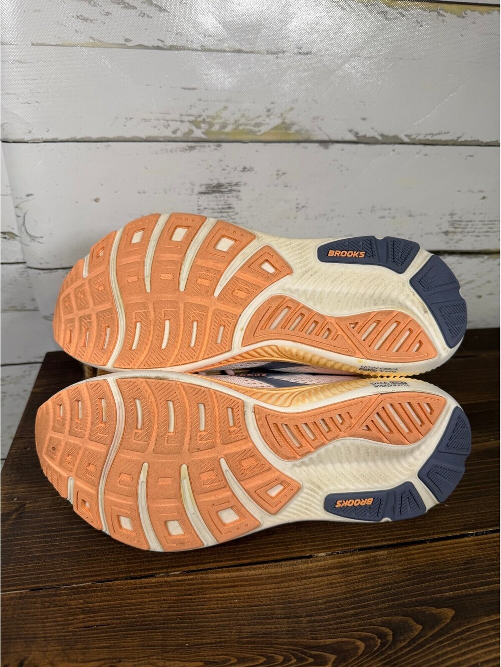 Brooks Ghost 18 Running Shoes Star White/Cyber Peach/Grey Size Women's 9.5 - Picture 4 of 8